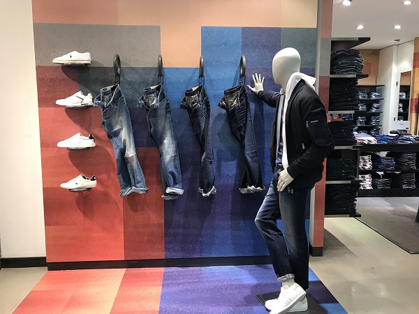 торговый центр Hirmer в Мюнхене